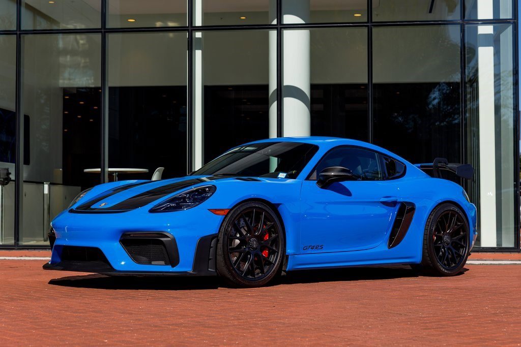 Used 2024 Porsche 718 Cayman GT4 RS image 16