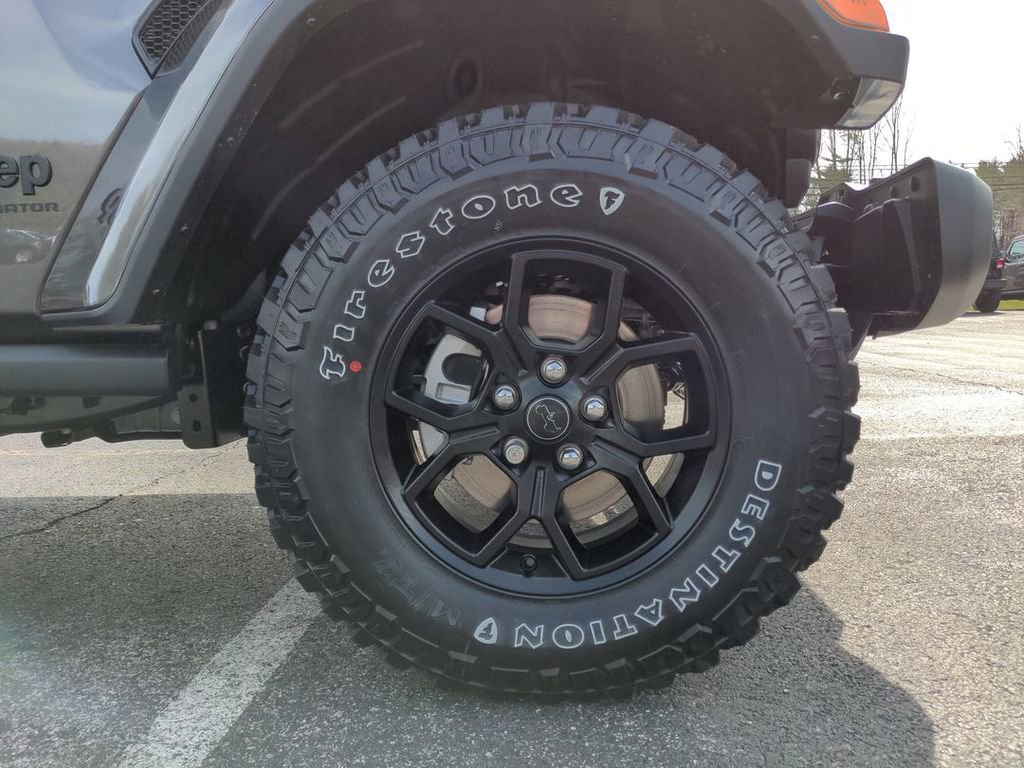 New 2025 Jeep Gladiator Willys image 10