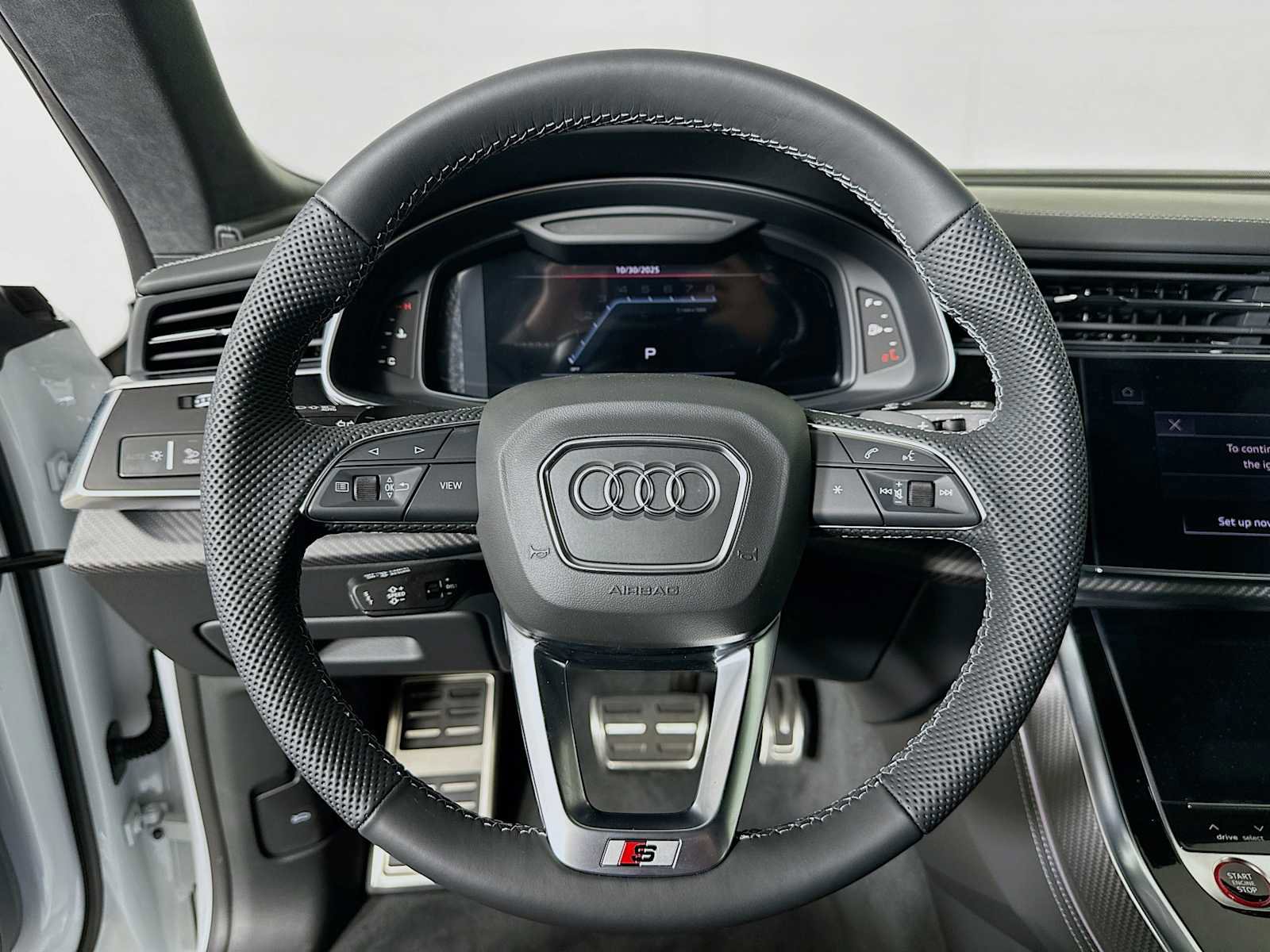 New 2026 Audi SQ8 Prestige image 11