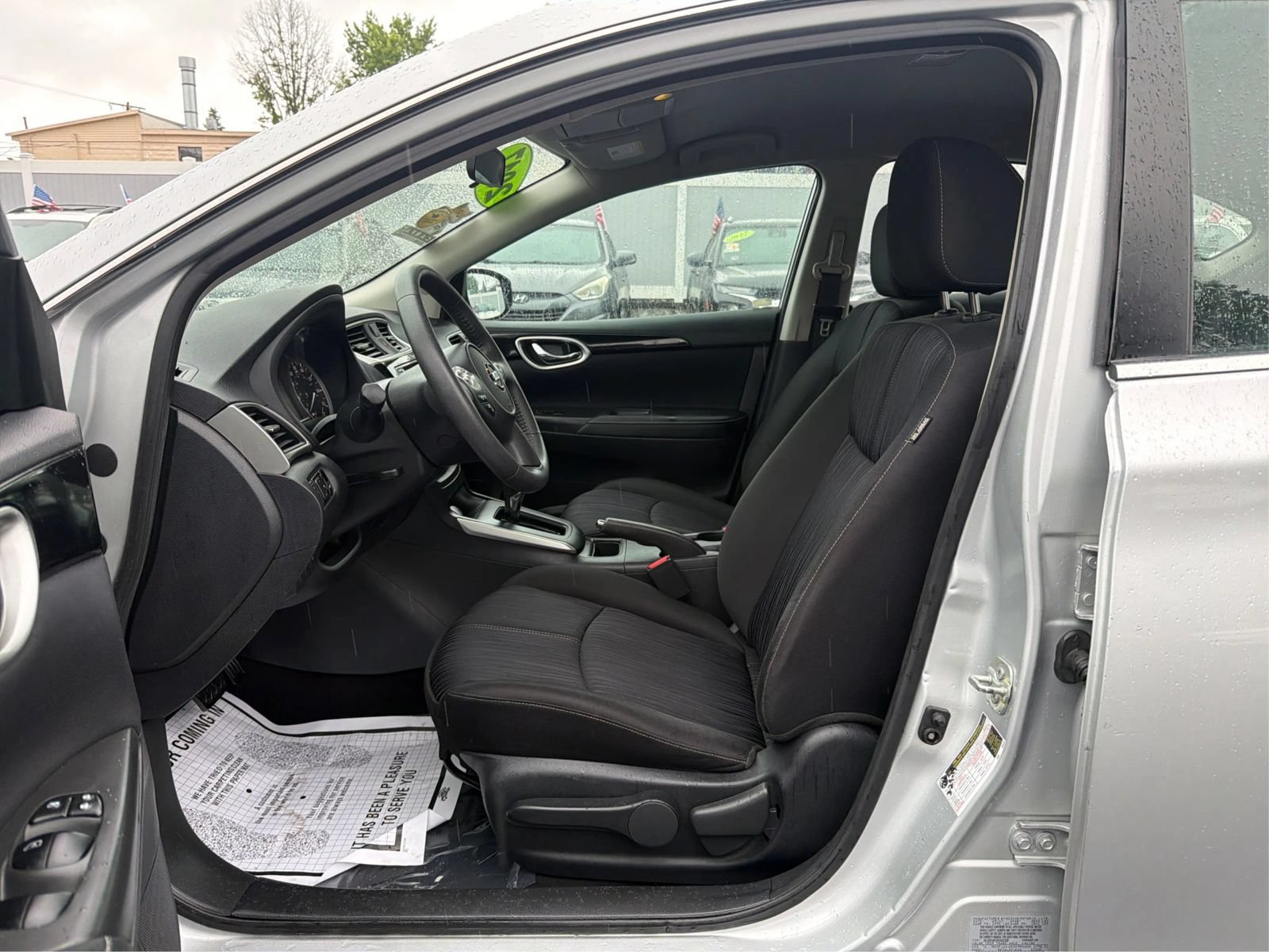 Used 2017 Nissan Sentra SV FWD image 9