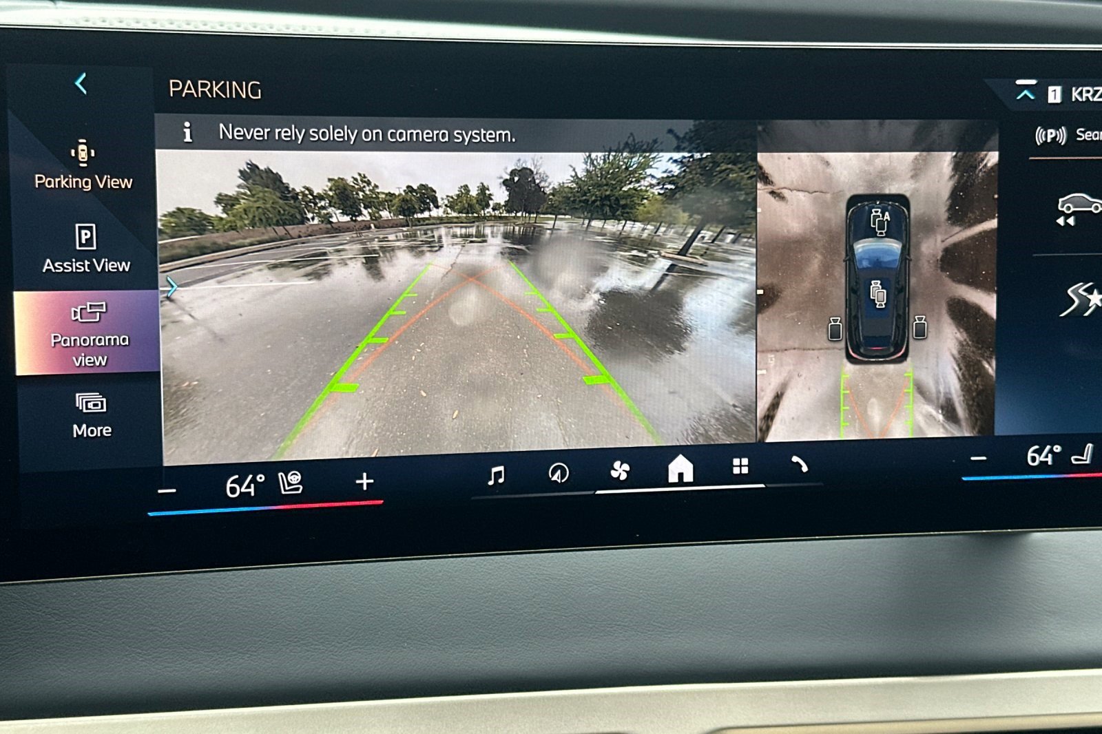 Certified 2024 BMW iX xDrive50 w/ Premium Package image 23