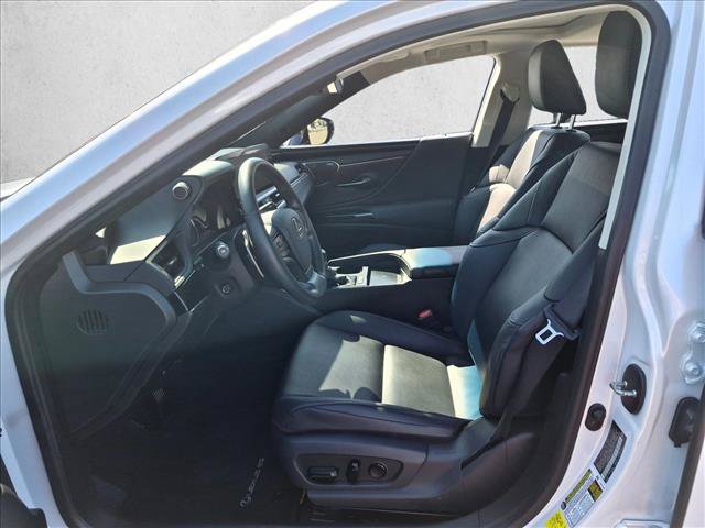 Used 2023 Lexus ES 350 w/ Premium Package FWD image 11