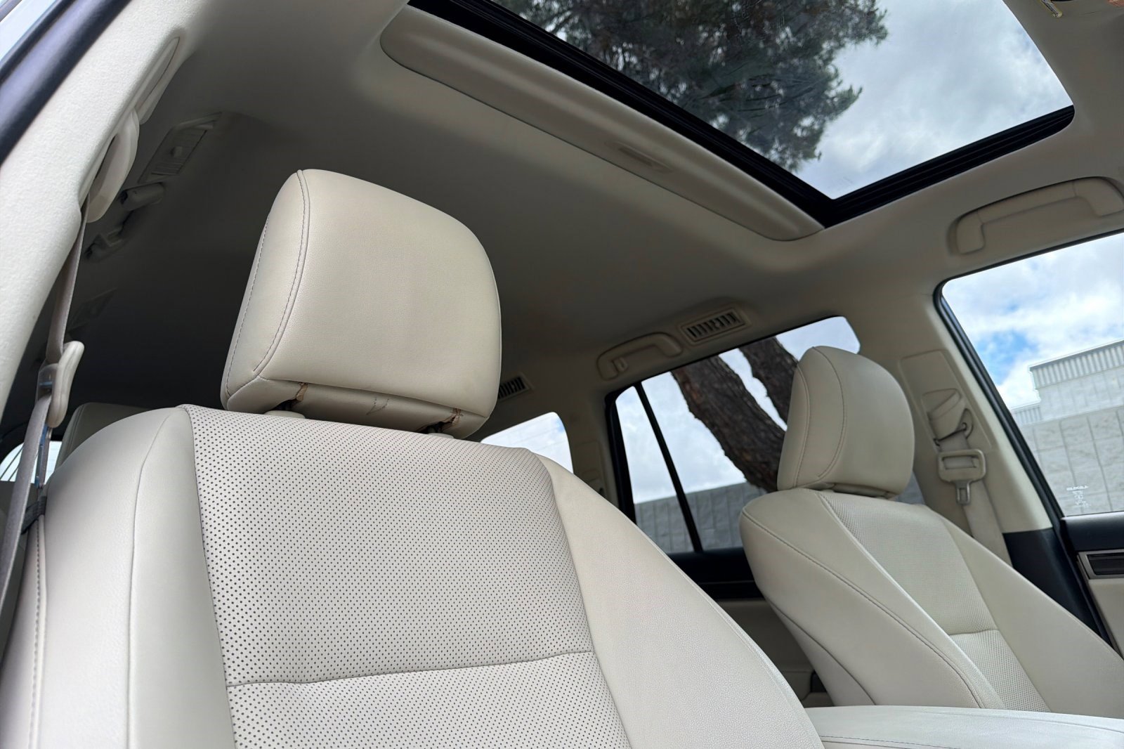 Used 2022 Lexus GX 460 Premium w/ Premium Package AWD/4WD image 21