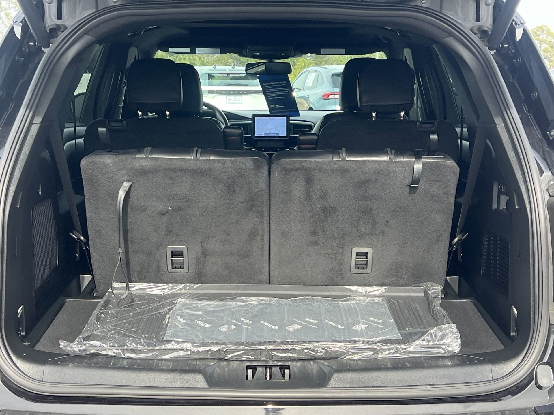 Certified 2023 Ford Explorer ST-Line w/ Class IV Trailer Tow Package image 24