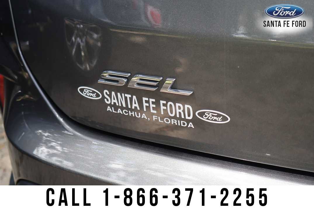 Used 2024 Ford Edge SEL AWD/4WD image 8