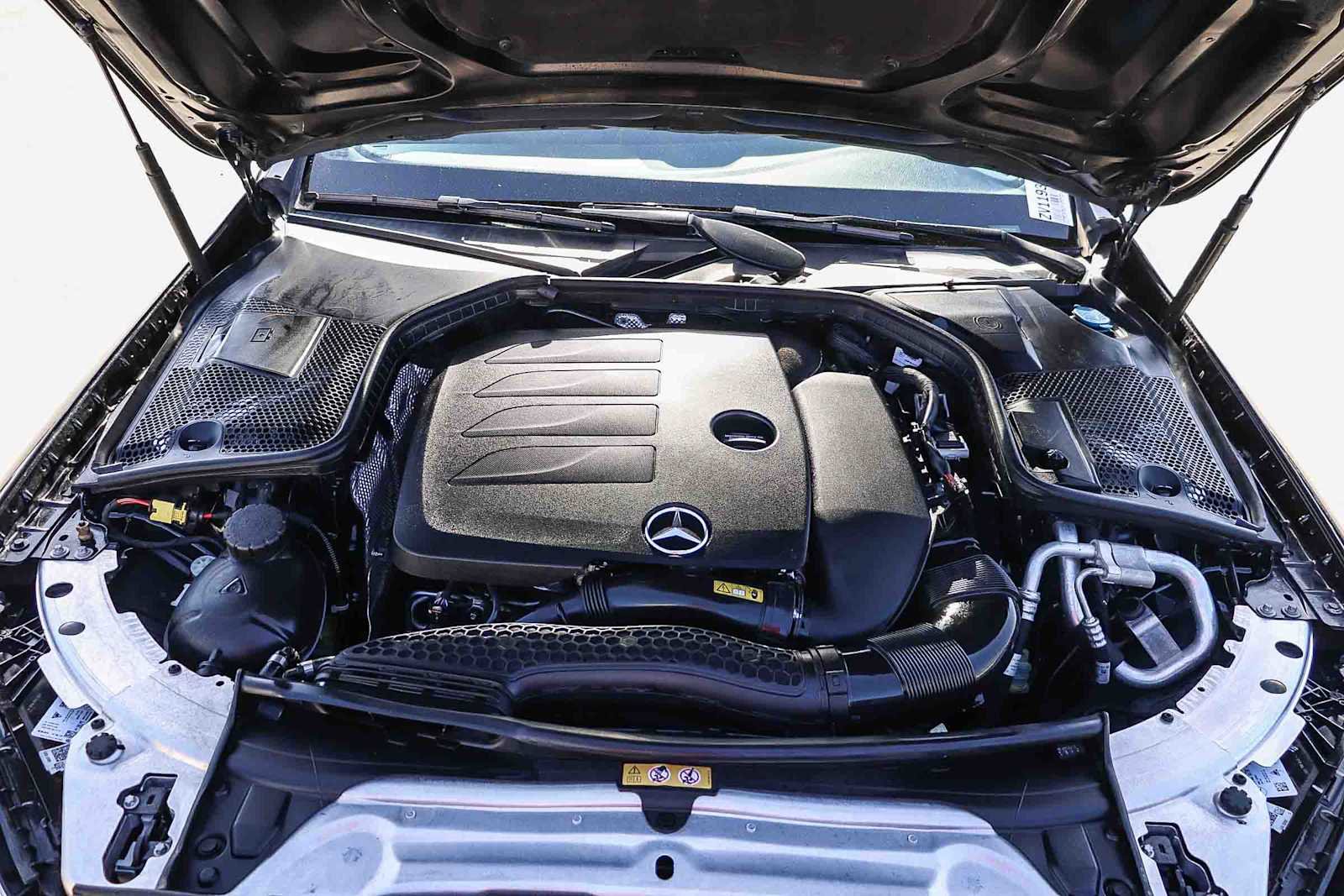 Used 2019 Mercedes-Benz C 300 Sedan image 30