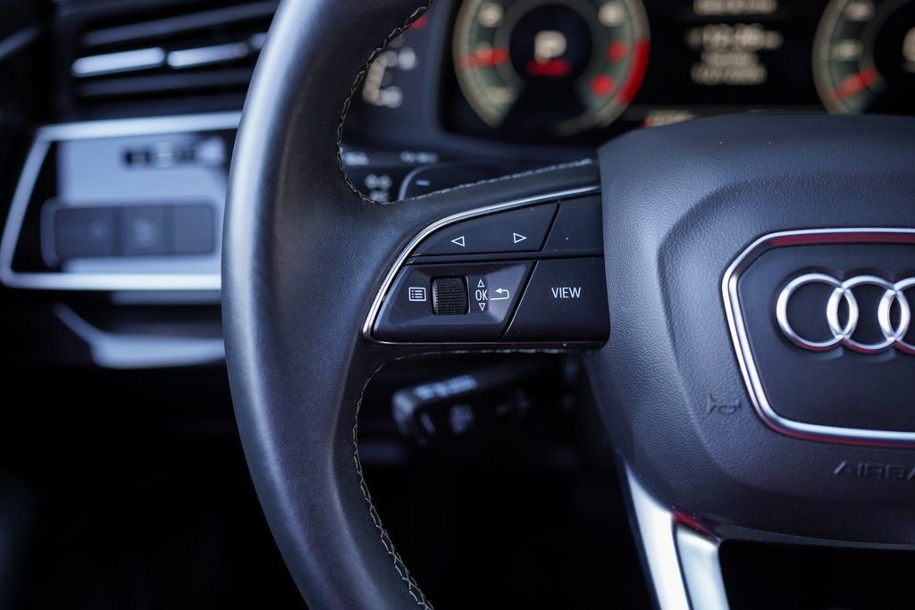 Used 2025 Audi Q7 2.0T Premium w/ Convenience Package image 31