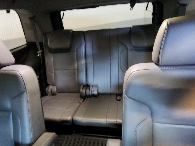 Used 2018 Chevrolet Tahoe LT w/ LT Signature Package AWD/4WD image 18