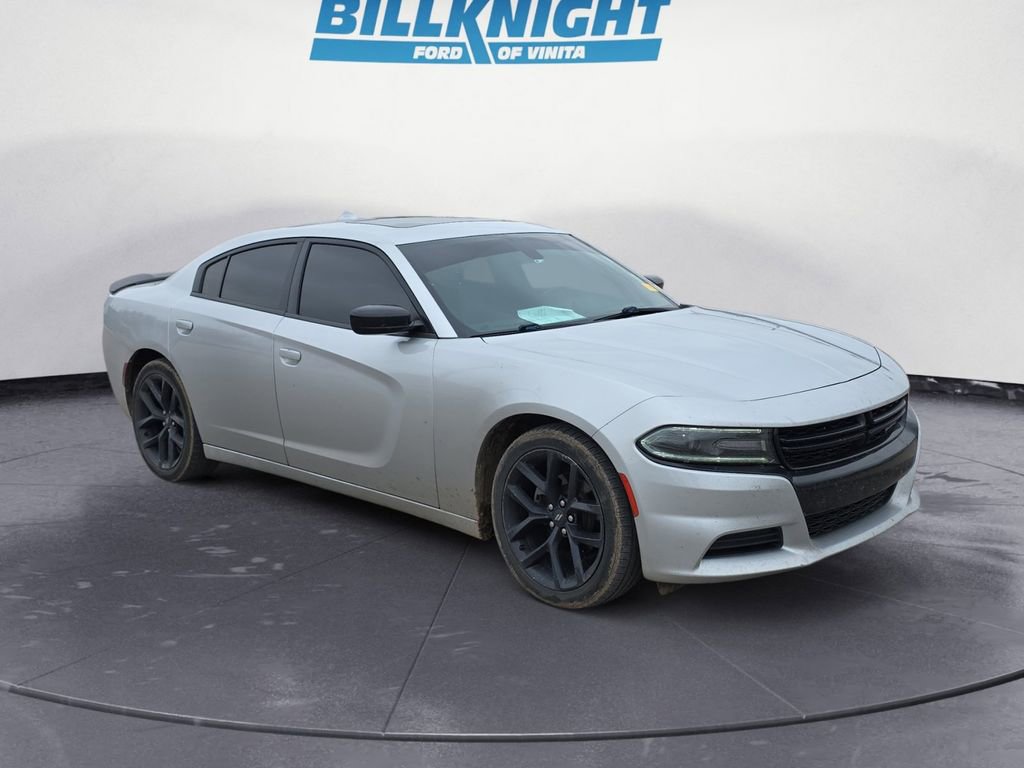 Used 2020 Dodge Charger SXT w/ Plus Group image 7
