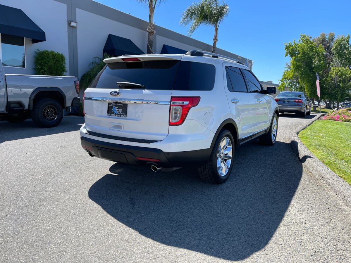 Used 2013 Ford Explorer XLT FWD image 5
