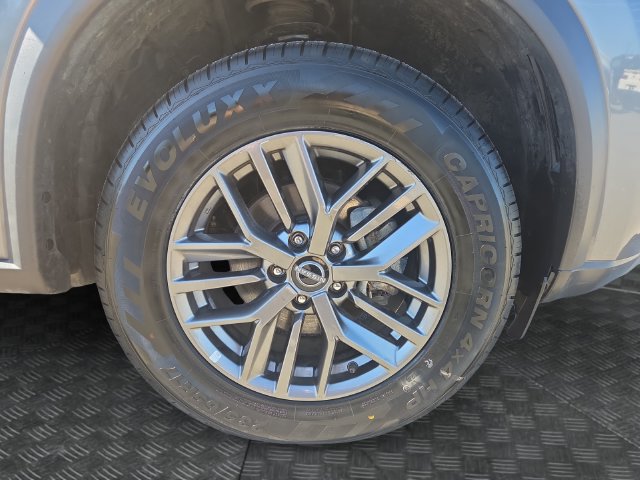 Used 2023 Nissan Rogue S AWD/4WD image 36