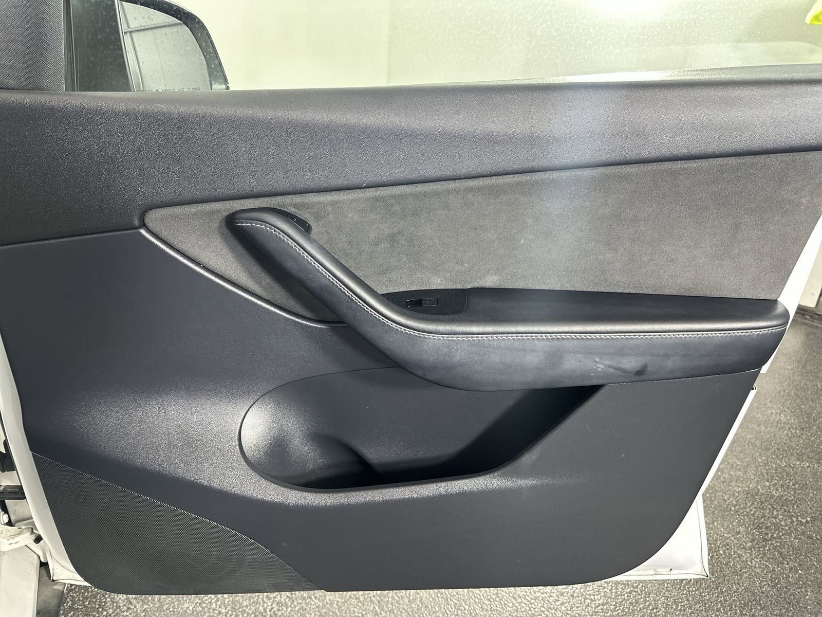 Used 2020 Tesla Model Y Long Range image 36