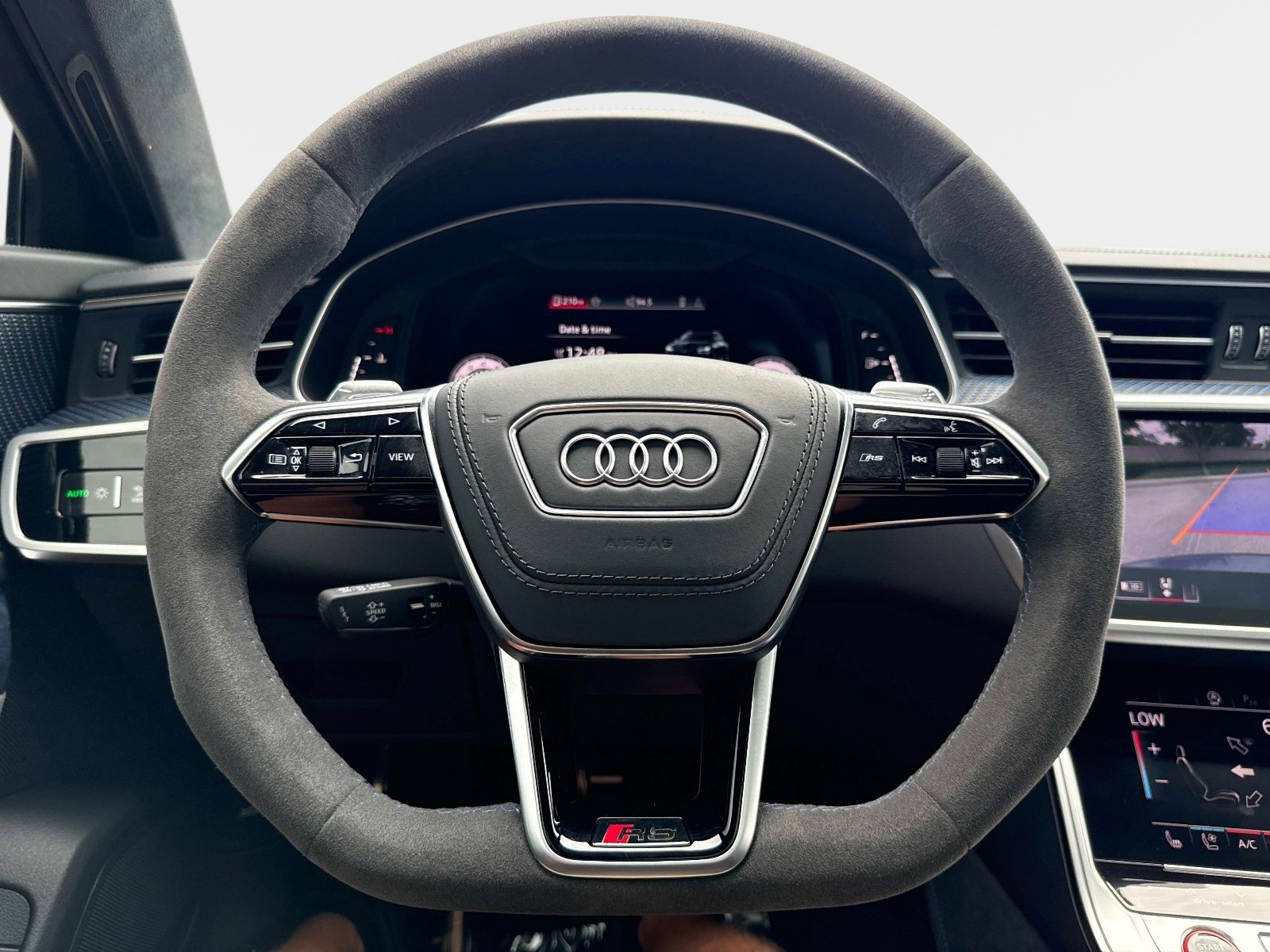Used 2025 Audi RS 6 performance AWD/4WD image 27