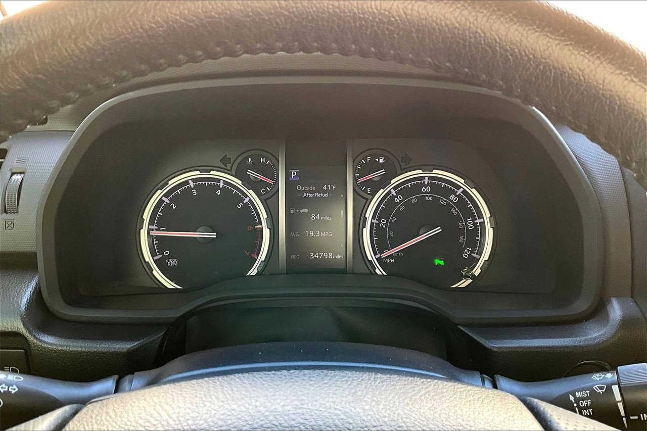 Used 2022 Toyota 4Runner Limited image 10