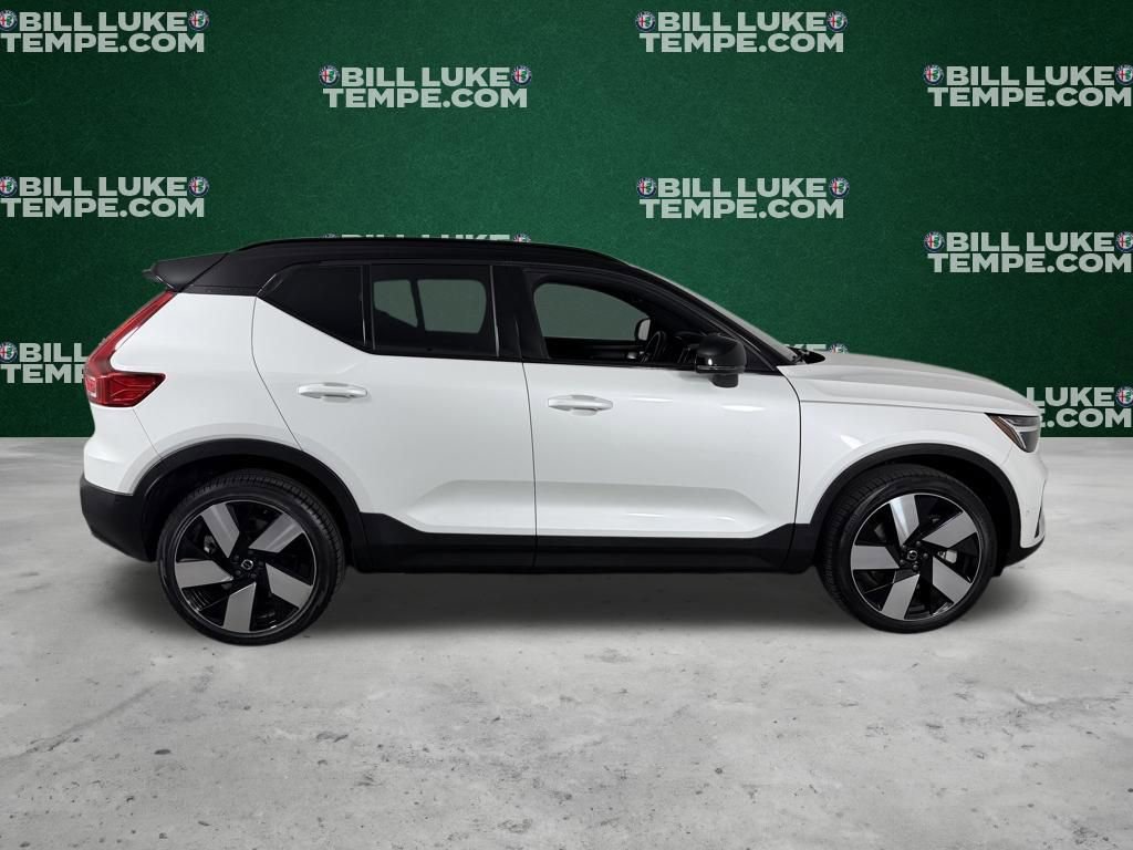 Used 2023 Volvo XC40 Recharge Ultimate w/ Protection Package Premier image 4