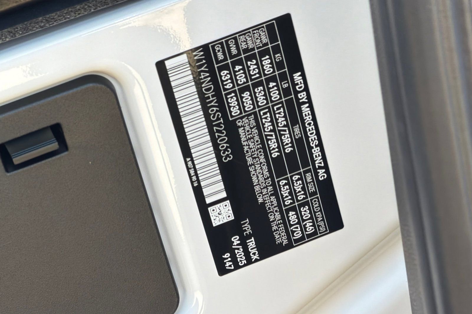 New 2025 Mercedes-Benz Sprinter 2500 image 33