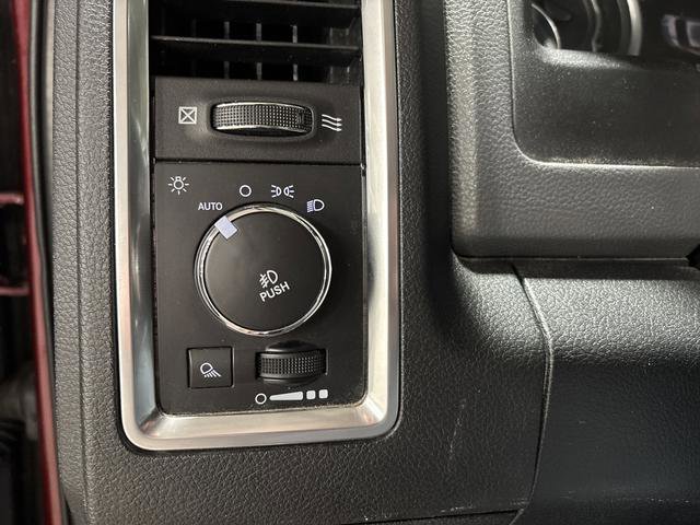 Used 2017 RAM 1500 Big Horn image 23