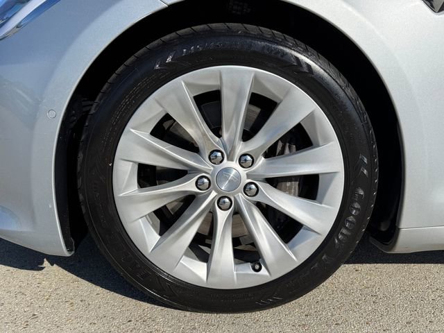 Used 2017 Tesla Model S 75D AWD/4WD image 14