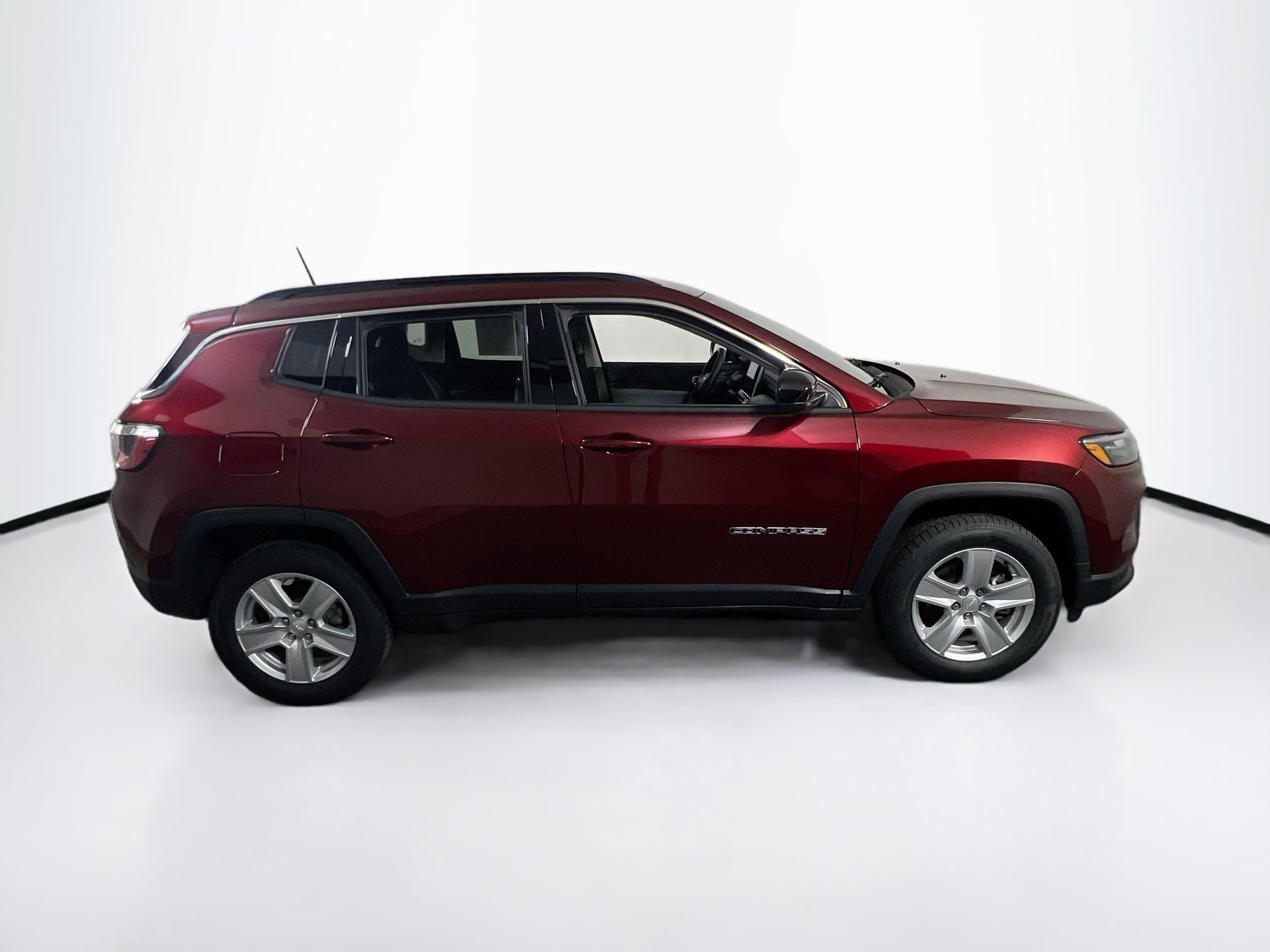 Used 2022 Jeep Compass Latitude w/ Convenience Group AWD/4WD image 4