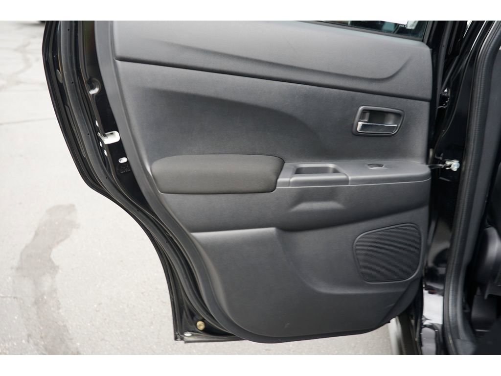 Used 2024 Mitsubishi Outlander Sport ES image 19