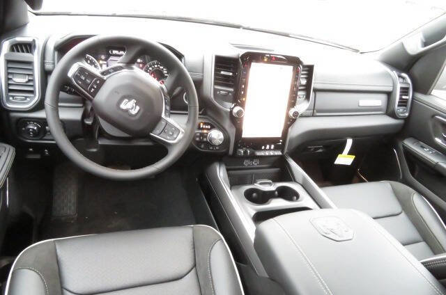 Used 2026 RAM 1500 Laramie w/ Off Road Group AWD/4WD image 12