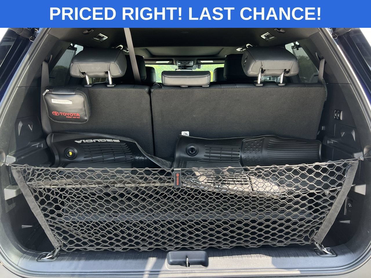 Used 2025 Toyota Sequoia Platinum AWD/4WD image 31