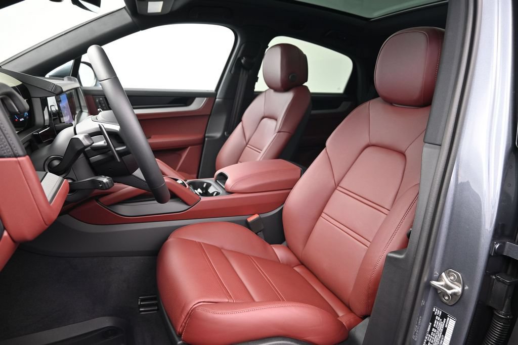 New 2026 Porsche Cayenne S AWD/4WD image 5