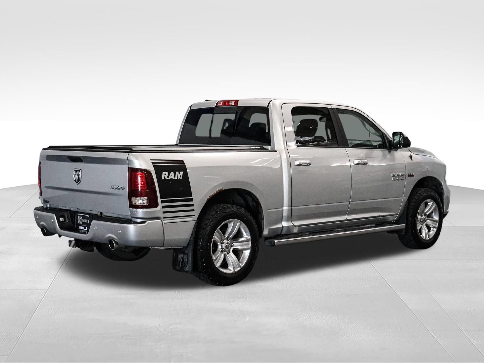 Used 2014 RAM 1500 Sport w/ Trailer Tow Group AWD/4WD image 8