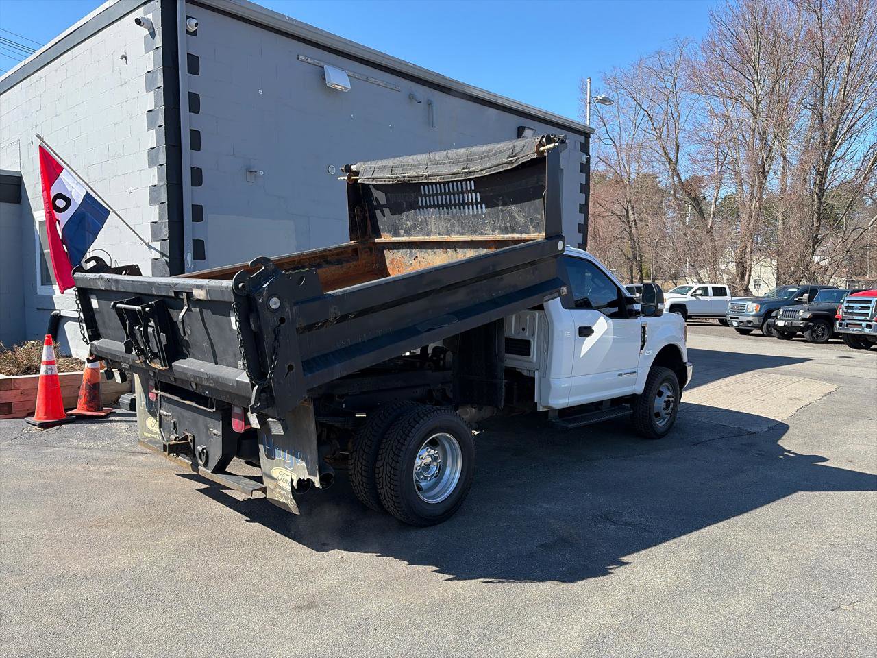 Used 2017 Ford F350 XL w/ Power Equipment Group AWD/4WD image 7