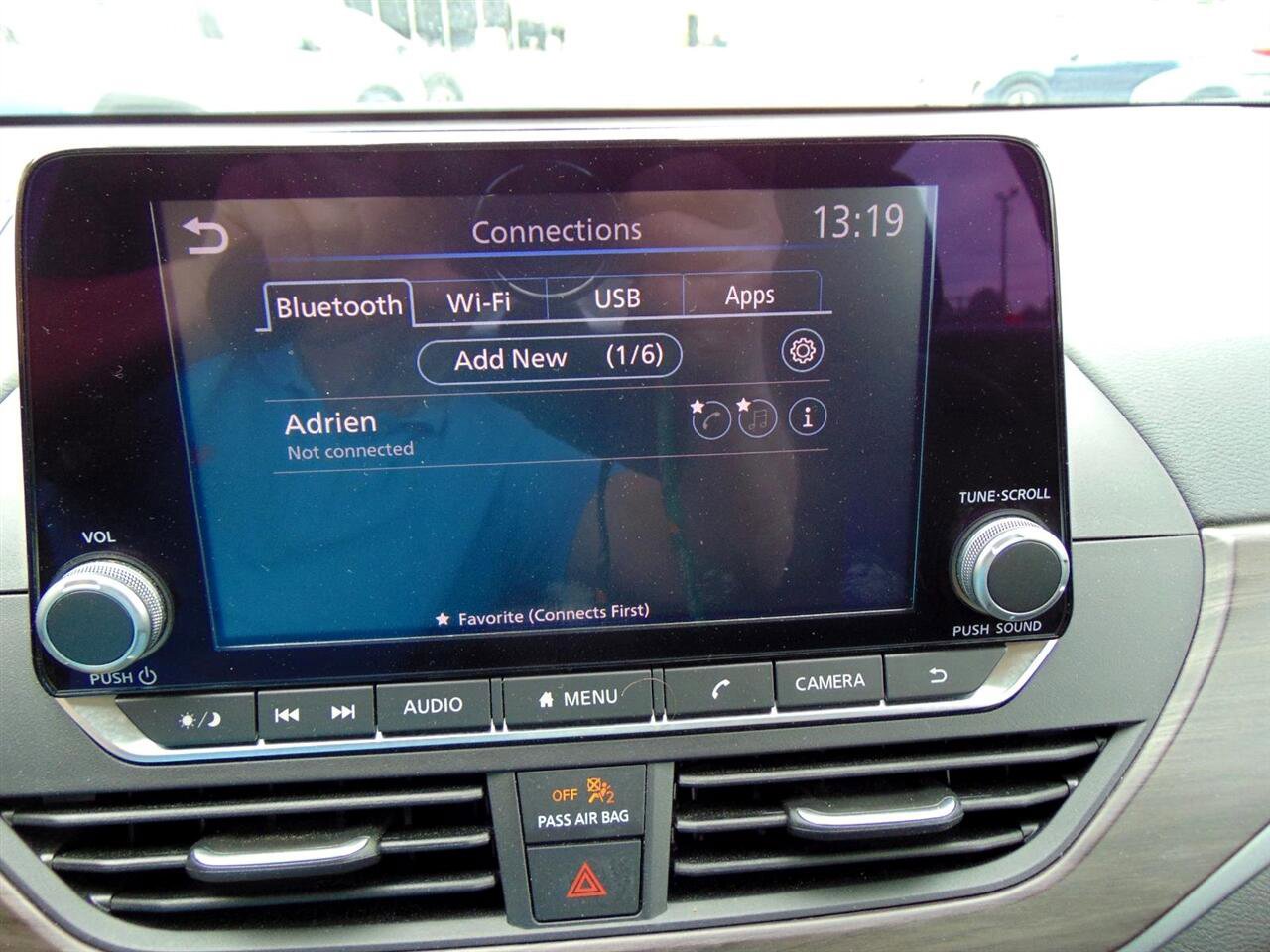 Used 2024 Nissan Altima 2.5 SV image 31