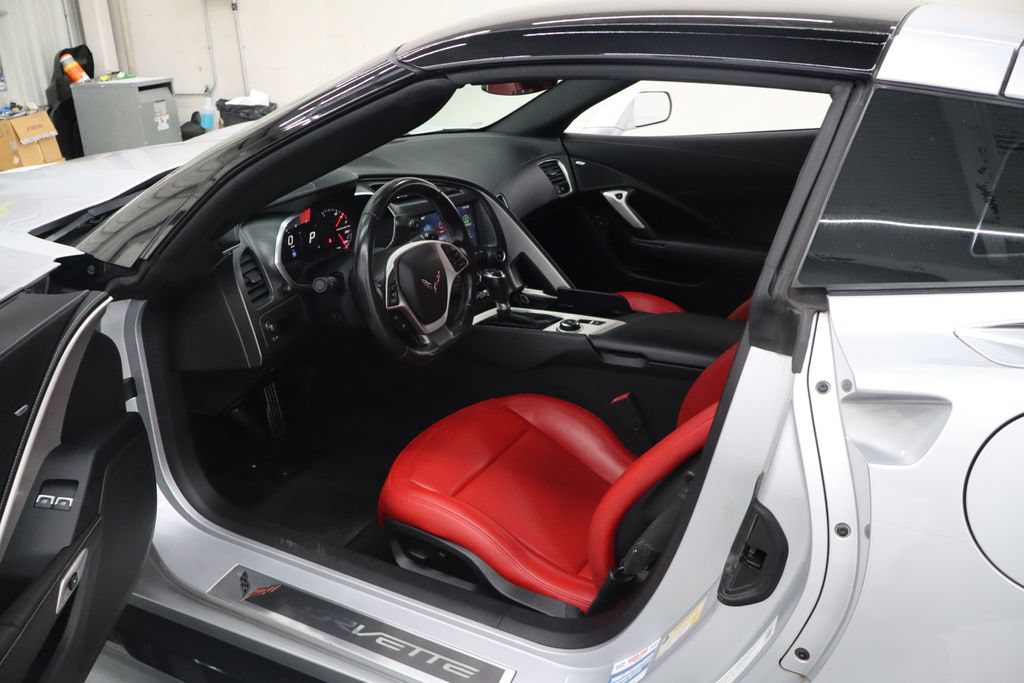 Used 2019 Chevrolet Corvette Grand Sport w/ Carbon Flash Badge Package RWD image 23