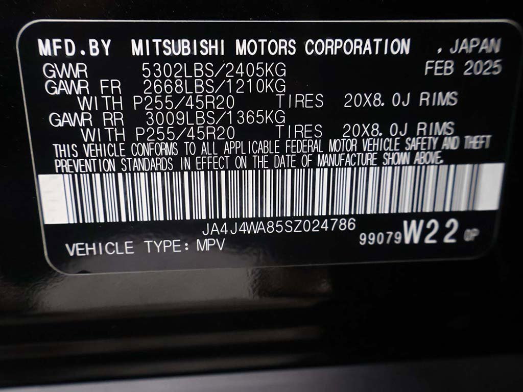 New 2025 Mitsubishi Outlander AWD image 57