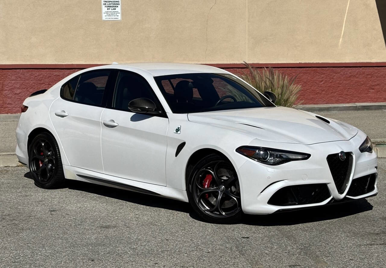 Used 2018 Alfa Romeo Giulia Quadrifoglio w/ Driver Assist Dynamic Package image 1