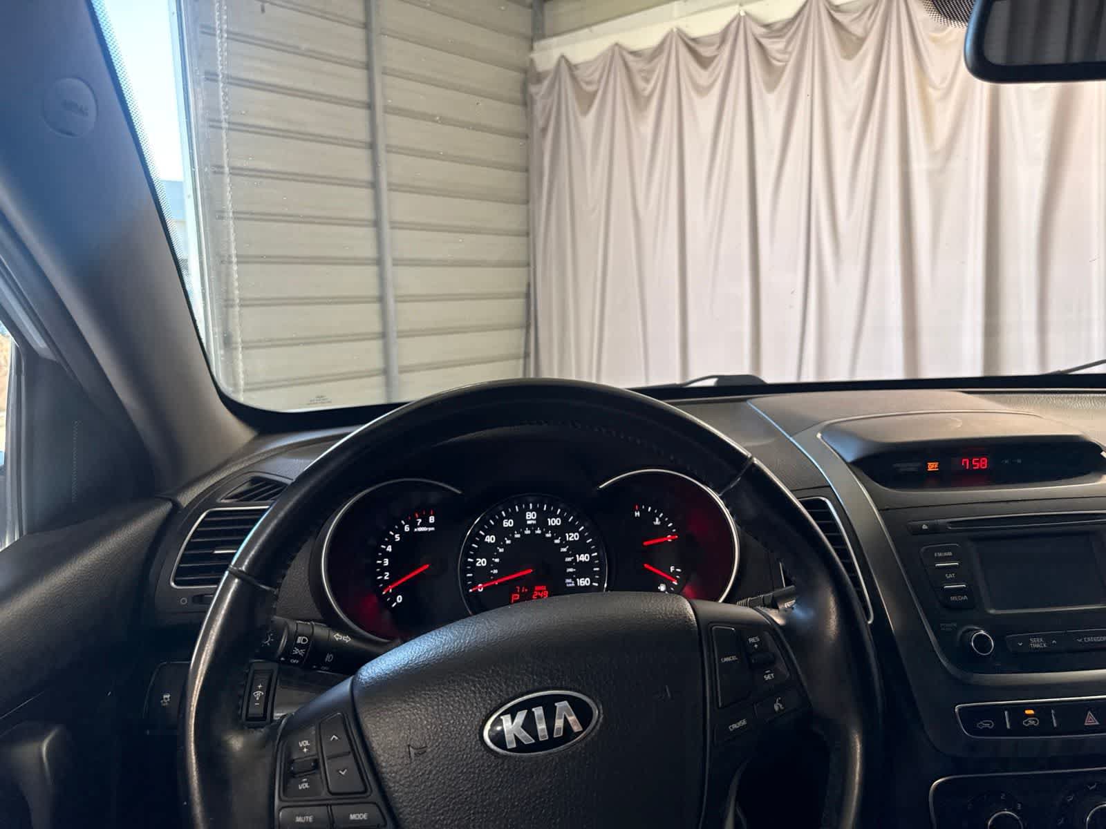 Used 2015 Kia Sorento LX AWD/4WD image 25