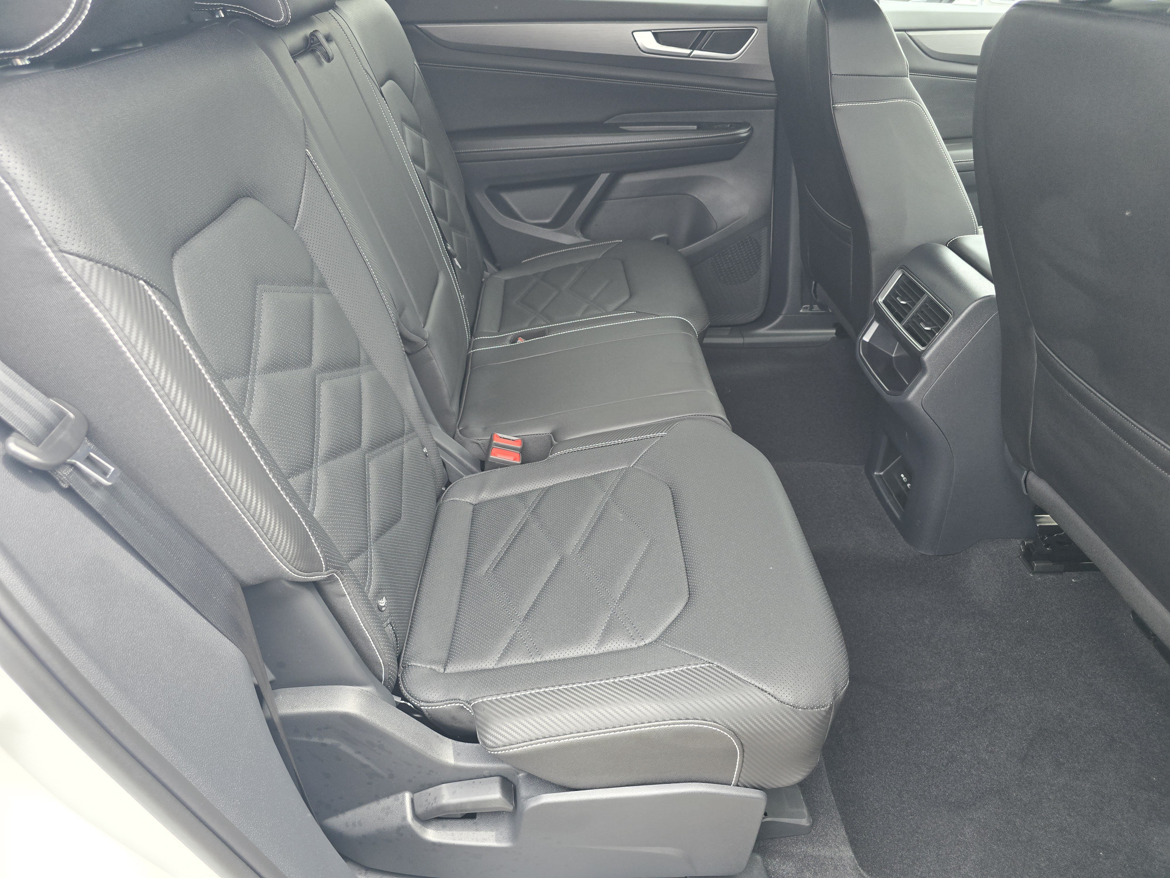 New 2026 Volkswagen Atlas Cross Sport SE AWD/4WD image 17