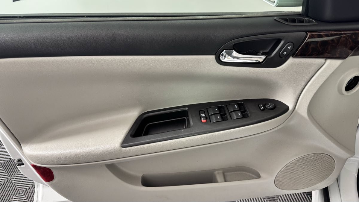 Used 2016 Chevrolet Impala Limited LS FWD image 11