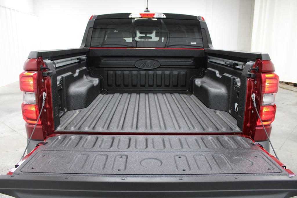 New 2025 Ford Maverick Lariat w/ Black Appearance Package image 26