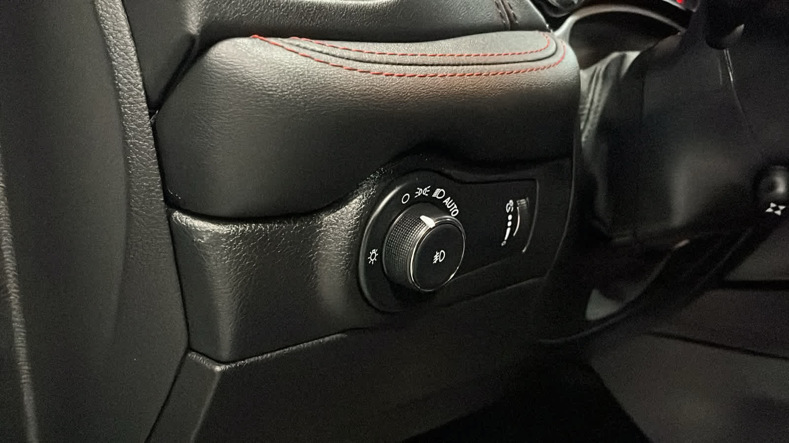 Used 2023 Dodge Durango R/T AWD/4WD image 21