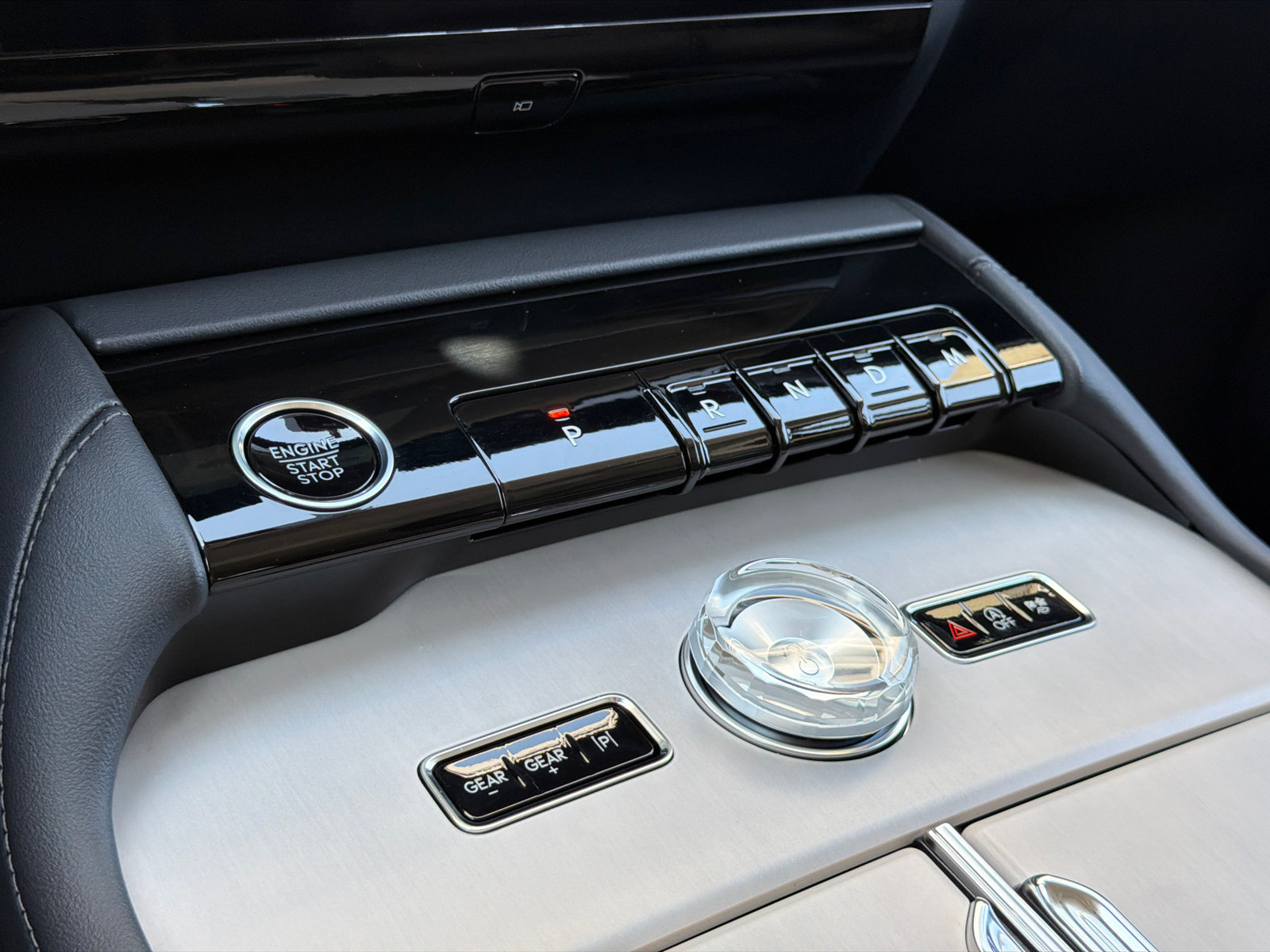 New 2027 Lincoln Navigator Premiere AWD/4WD image 29