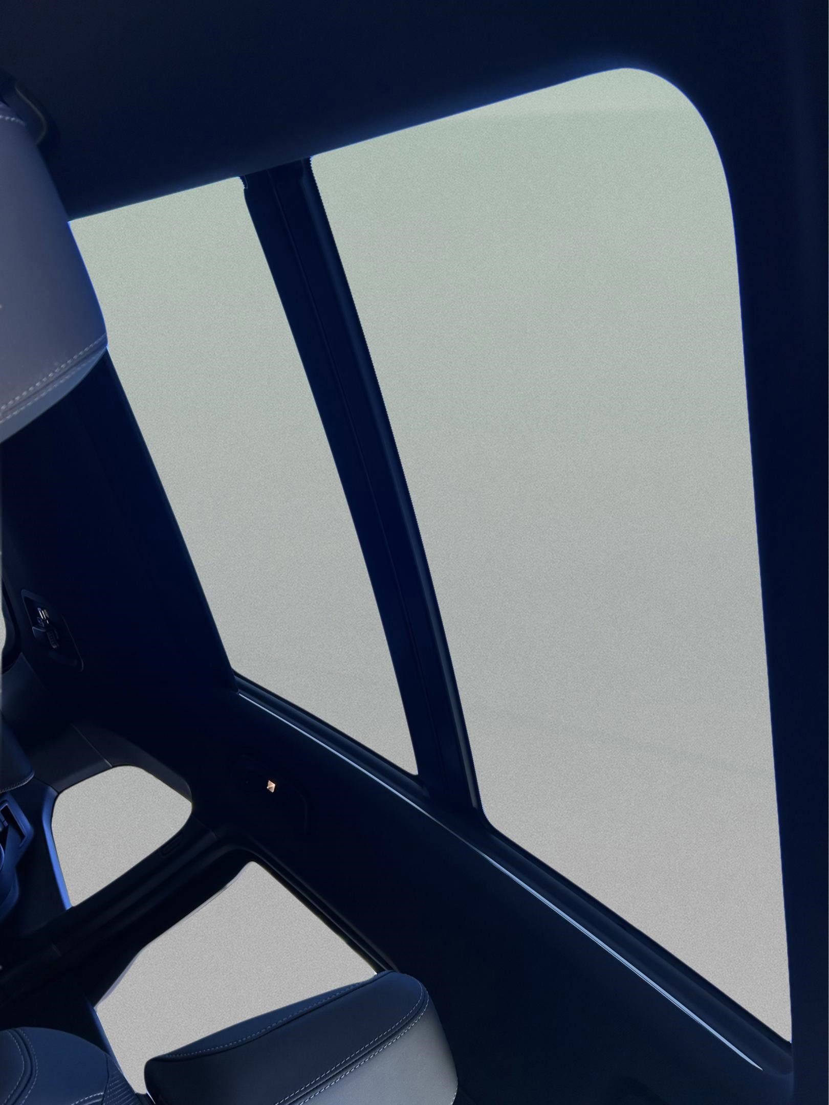 Used 2025 BMW X1 xDrive28i w/ Convenience Package image 31