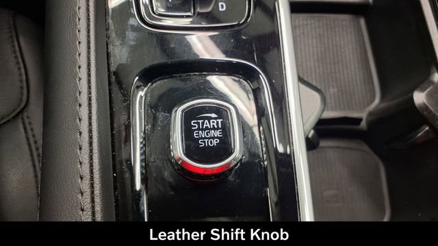 Used 2024 Volvo XC90 B5 Core image 33