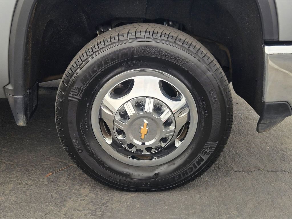 Used 2024 Chevrolet Silverado 3500 LTZ w/ LTZ Plus Package image 43