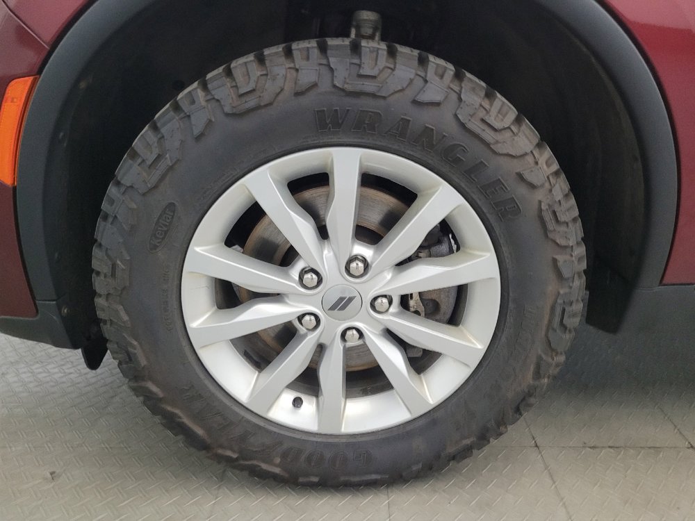 Used 2021 Dodge Durango SXT image 31