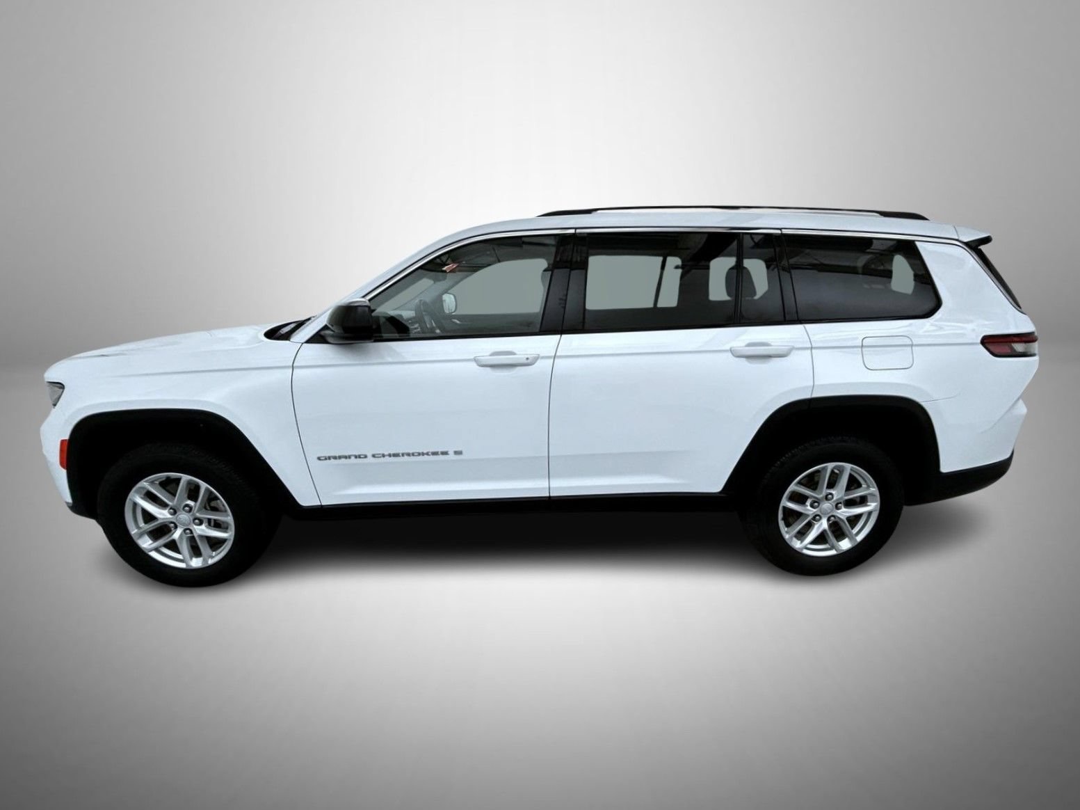 Used 2023 Jeep Grand Cherokee L Laredo AWD/4WD image 8