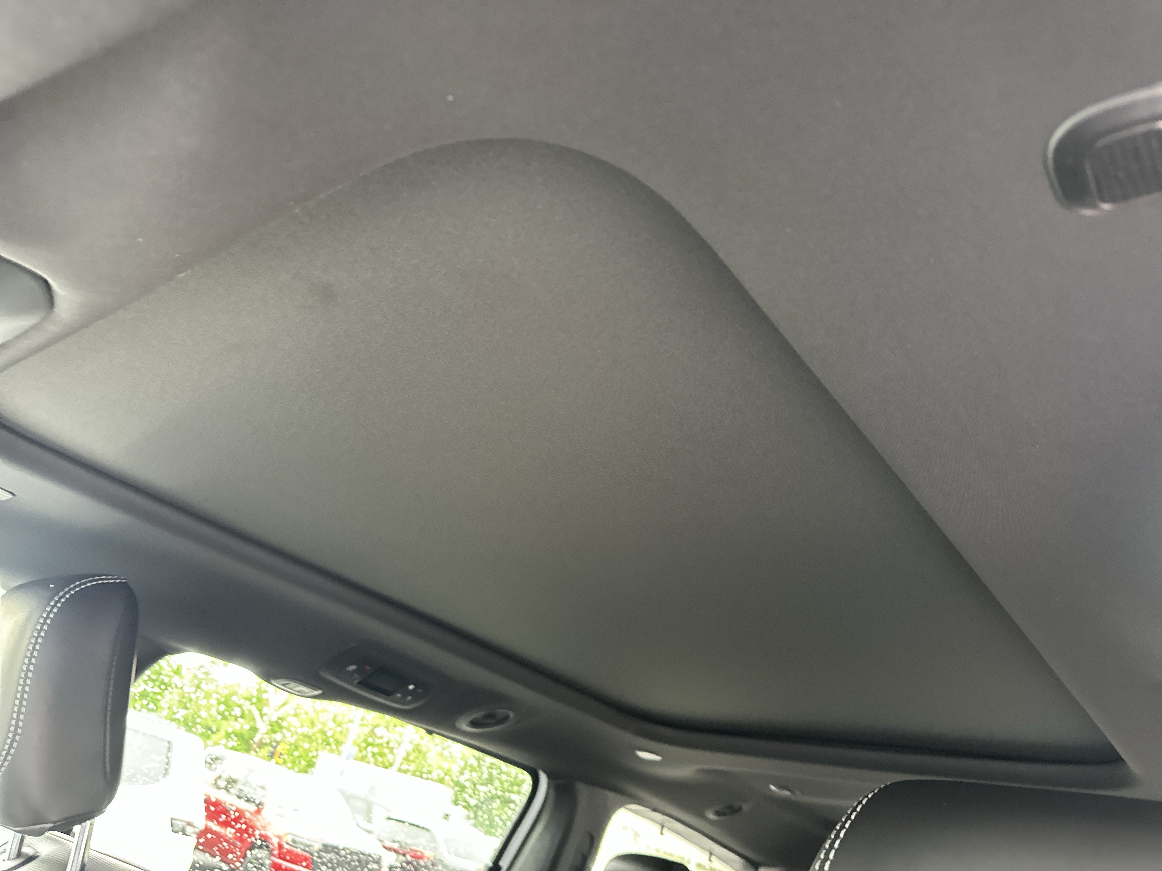 New 2027 Chrysler Pacifica Limited FWD image 14