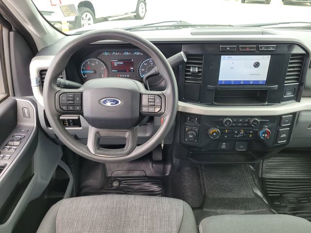 Certified 2024 Ford F350 XLT w/ FX4 Off-Road Package image 9