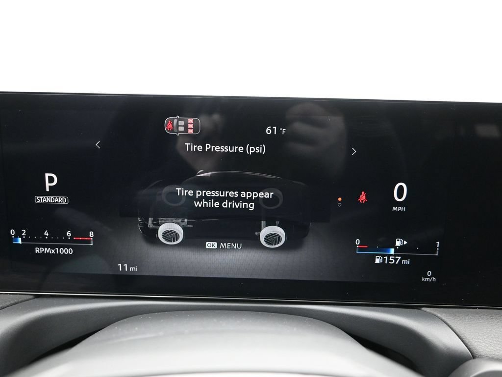 New 2026 Nissan Sentra SR w/ SR Premium Package FWD image 17