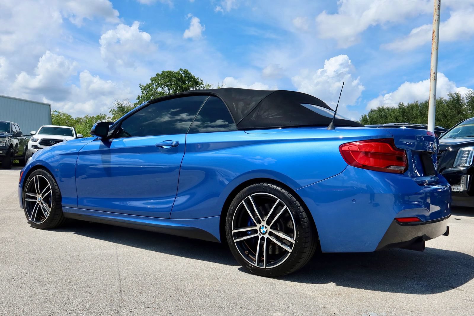 Used 2018 BMW M240i Convertible RWD image 4
