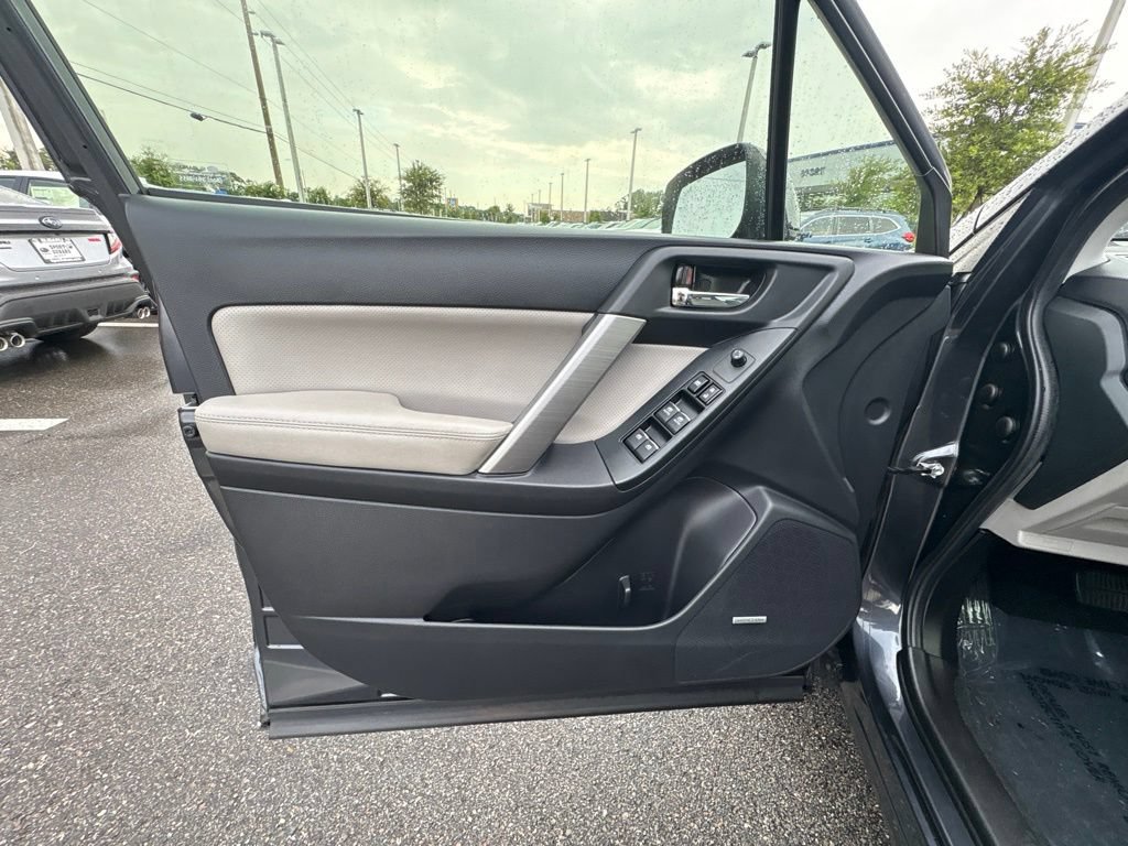 Used 2018 Subaru Forester 2.5i Limited AWD/4WD image 11