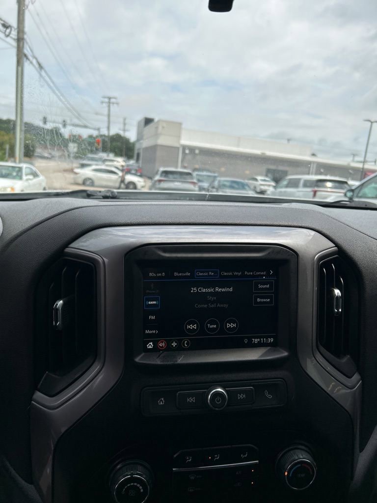 Used 2019 Chevrolet Silverado 1500 Custom w/ Custom Value Package AWD/4WD image 14